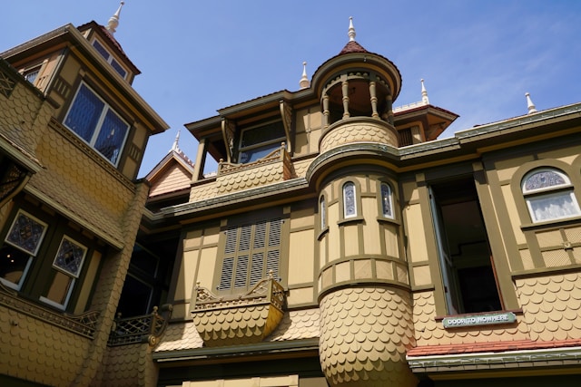 The House That Never Made Sense