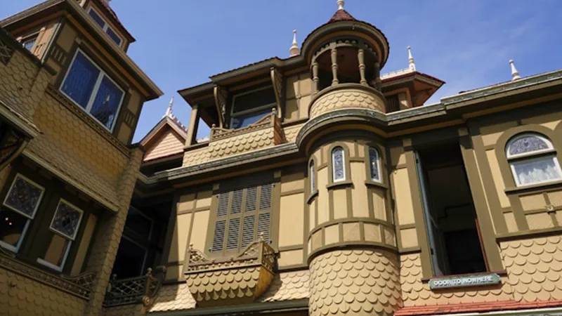The House That Never Made Sense